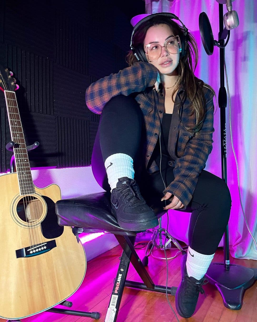 Al parecer ella ha intentado serle esquiva a tantos mensajes ofensivos que le envían, pero no puede ignorarlos a todos.