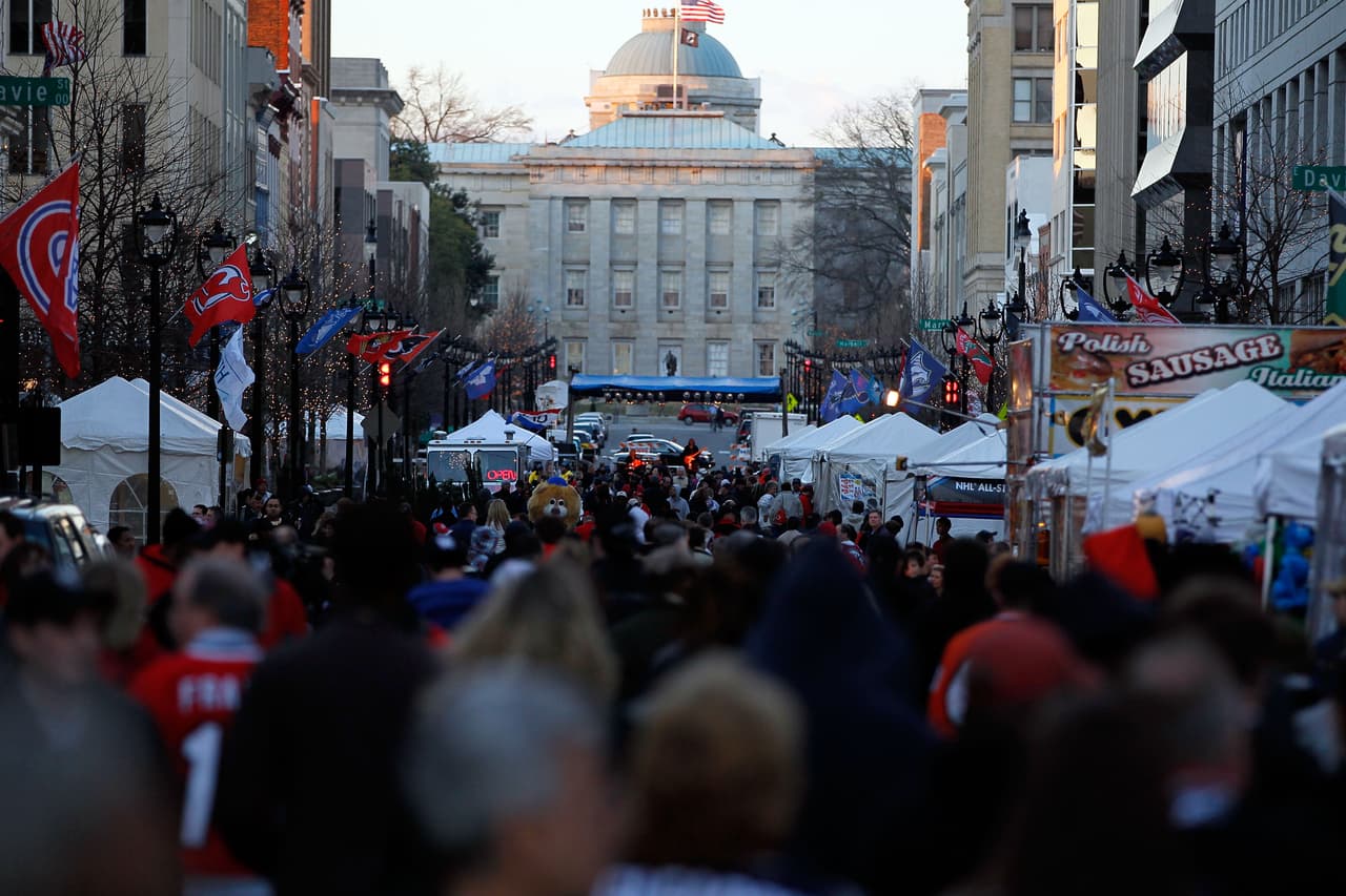 6. Los habitantes de Raleigh duermen en promedio 7 horas y 14 minutos.