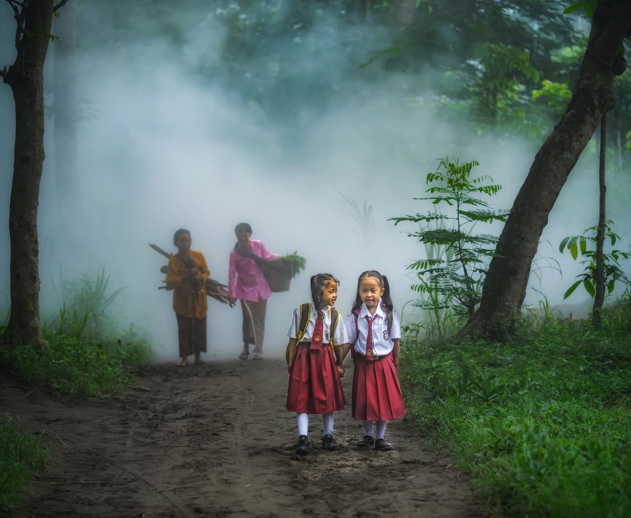 'Quiero ir a la escuela con mis amigos de manera segura'. “Necesitamos hacer del mundo un lugar mejor para mantener a los niños seguros en los lugares donde viven, aprenden y juegan”, escribió la autora de esta fotografía, de Indonesia.
<br>