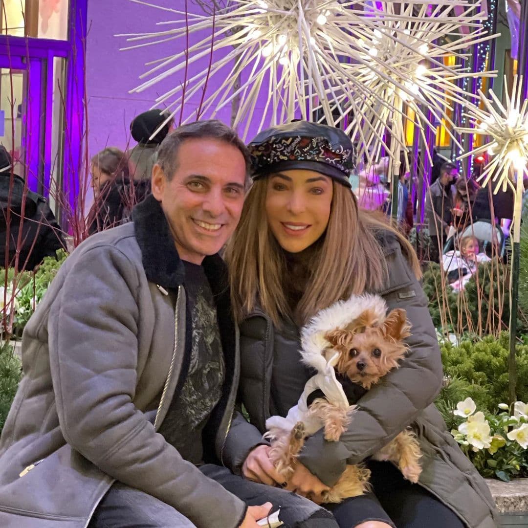 No hay duda que Gelena sabe cómo disfrutar la 'Gran Manzana' hasta en época de pandemia y así la vimos gozando con su esposo Steve Cutuli y su perrita Chanel.