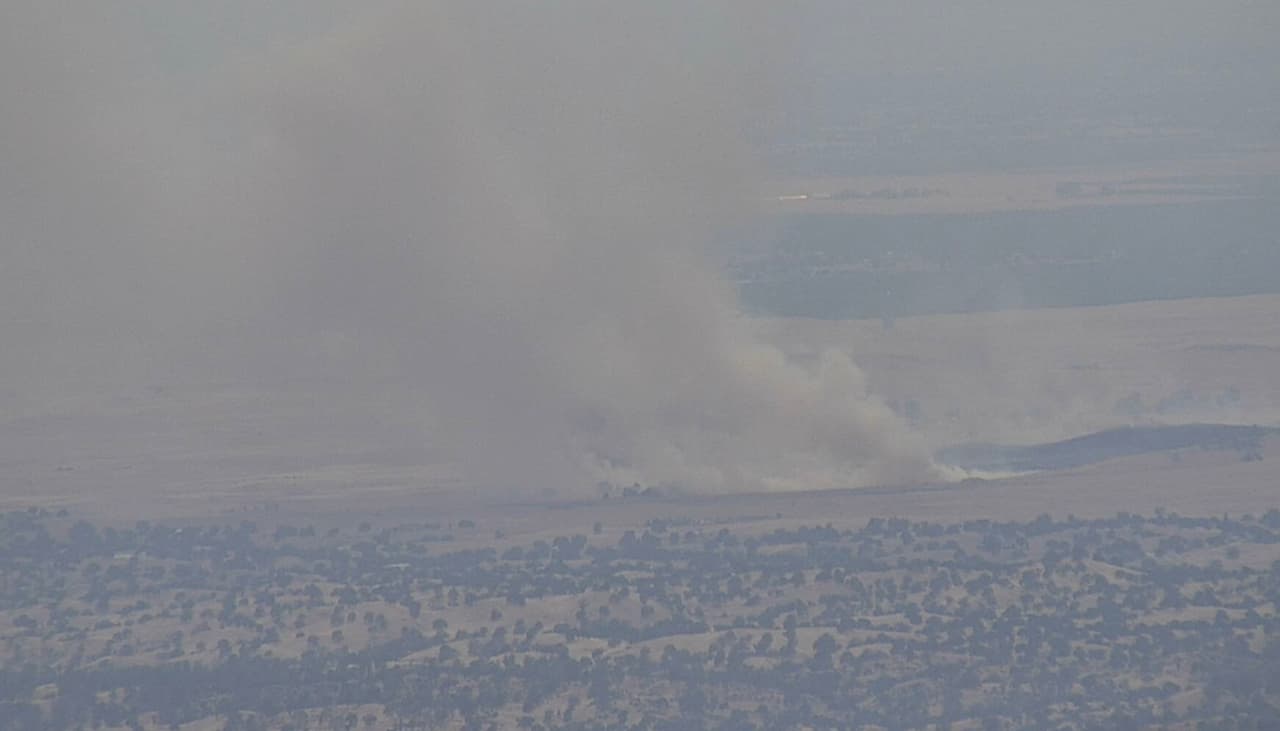 Incendio forestal en Madera obliga a la evacuación de residentes en el área del lago Hensley