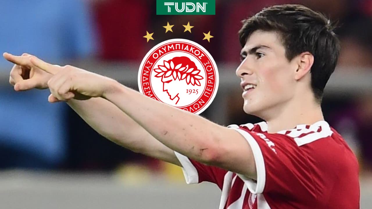 Con gol de 'Hormiga' González, Olympiacos remonta a Jagiellonia en Europa League