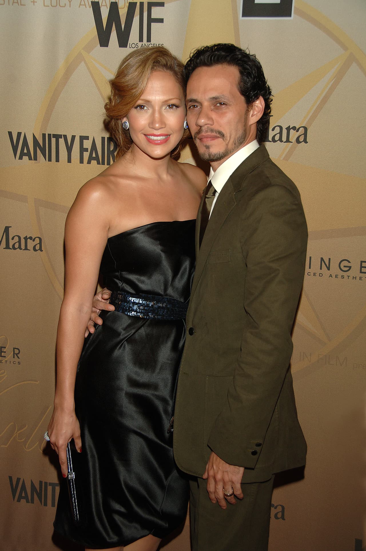 De la película 'El Cantante', protagonizada por Marc Anthony y JLo, en la cual se abordaba la vida del salsero Héctor Lavoe, se presentó uno de sus temas más conocidos.