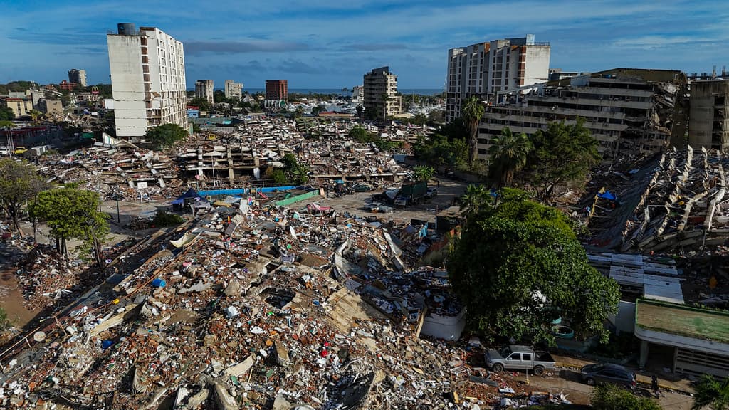 Vista aérea de Caraballeda, estado de La Guaira, Venezuela, el martes 30 de junio de 2026, tras una serie de terremotos consecutivos. (Miguel Medina/Foto de pool vía AP)