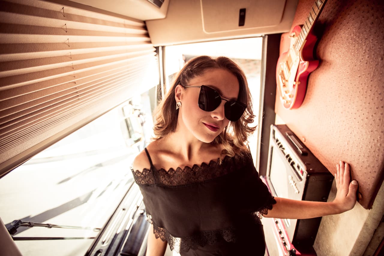 Nos gustaría ver a Ligia en un rock band.