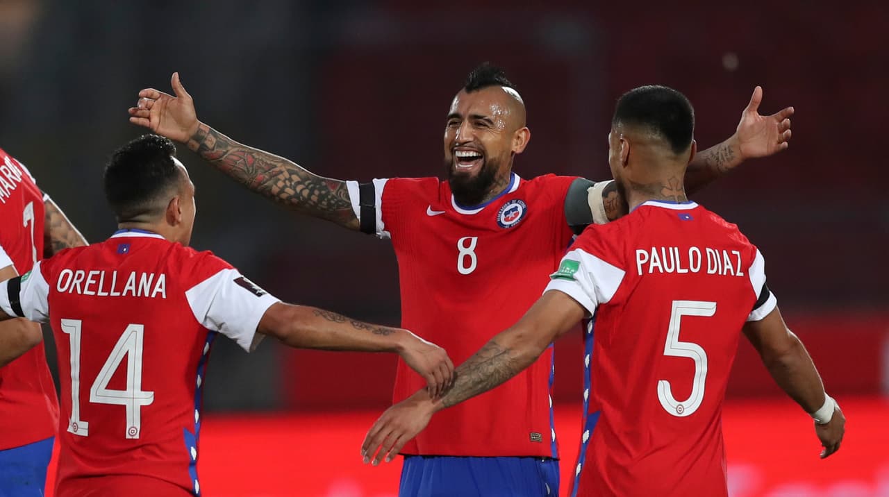 De la mano del ‘Rey Arturo’, Chile derrotó a Perú 2-0 | Con doblete de Vidal, los de Rueda consiguieron su primera victoria en las eliminatorias rumbo al Mundial.