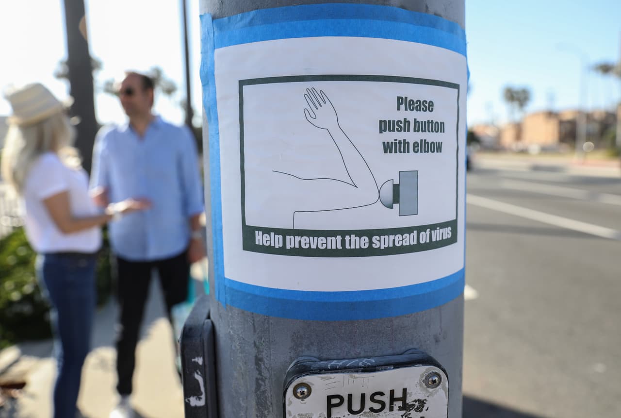 Los Ángeles abrió cinco centros de enfriamiento para proteger a las personas más vulnerables, especialmente para aquellos que no cuentan con aire acondicionado en sus casas.