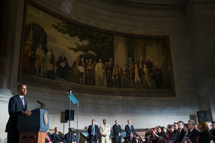 Barack Obama, durante la ceremonia de naturalización de inmigrantes.