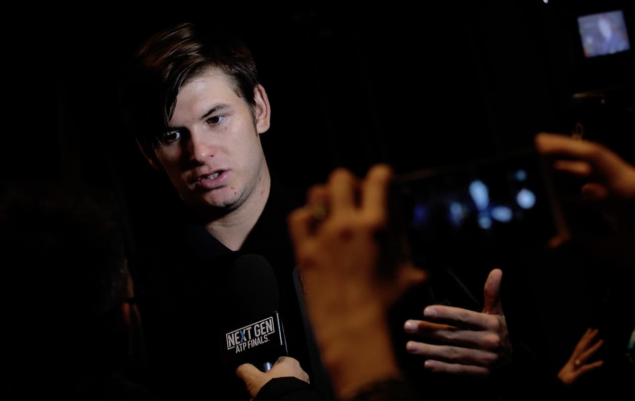 Los tenistas fueron protagonistas de los reflectores, aunque lo más atractivo de la jornada llegaría en la ceremonia.