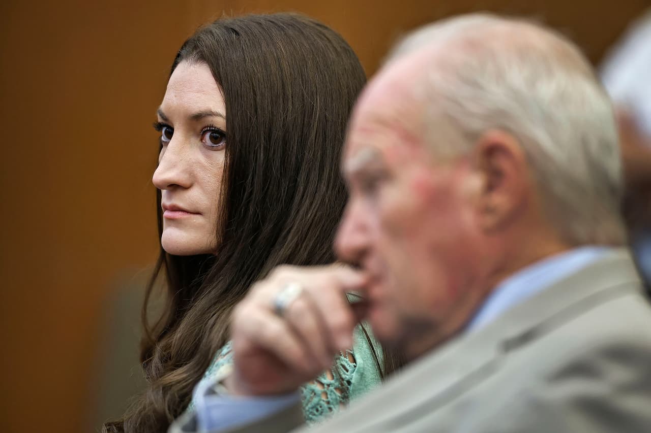 El juez ordena al jurado del caso Lindsay Clancy que continúe deliberando al no lograr un veredicto unánime