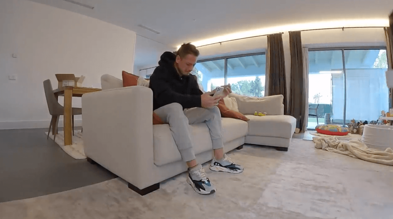 Chicharito llora por decir adiós a Europa