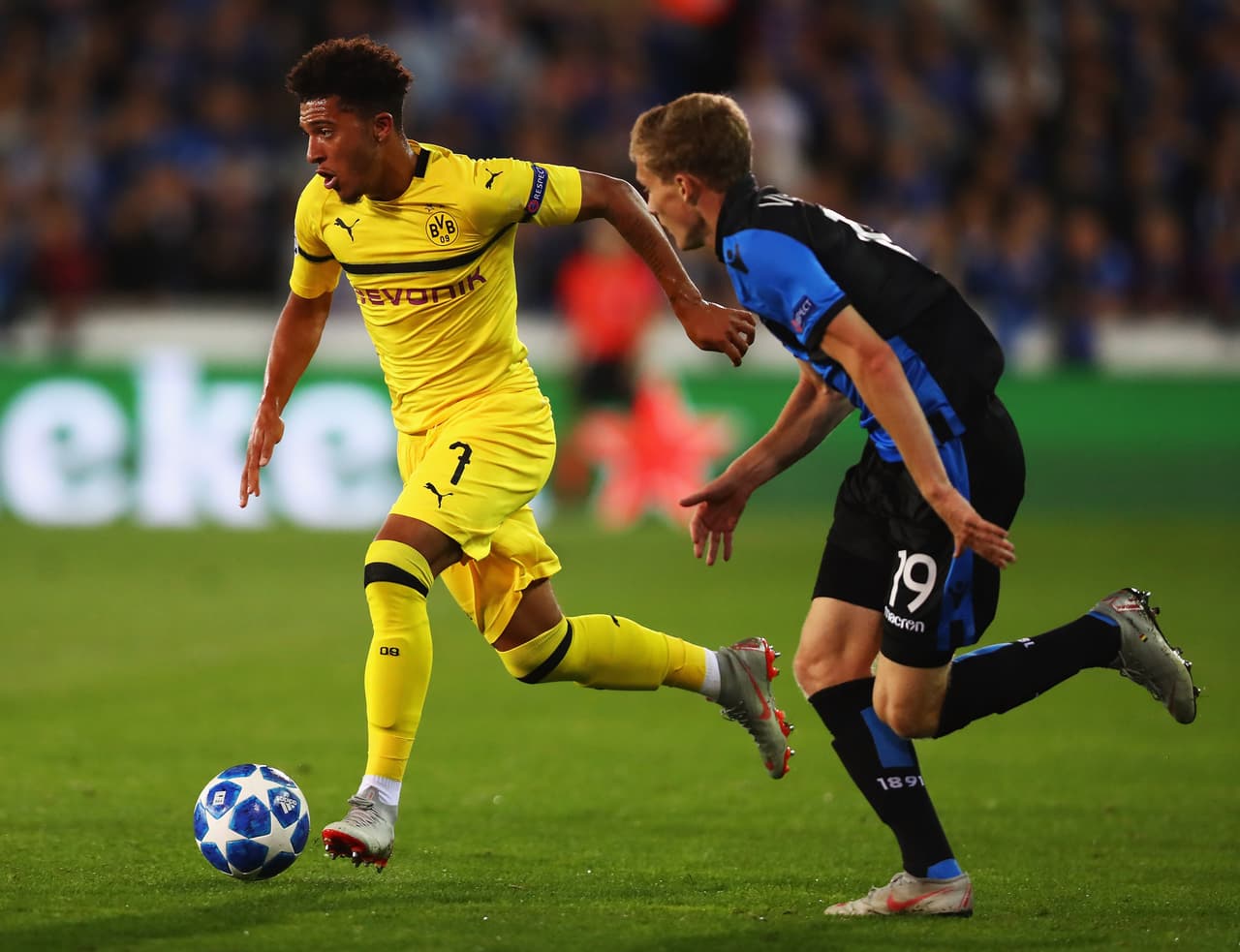 Jadon Sancho con Borusia Dortmund en la Bundesliga (2018)