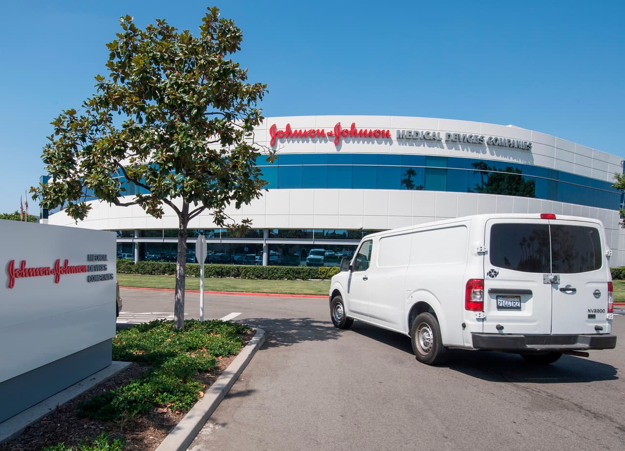 La vacuna de Johnson & Johnson es la tercera aprobada en EEUU para luchar contra el covid-19, además de las de Pfizer y Moderna.