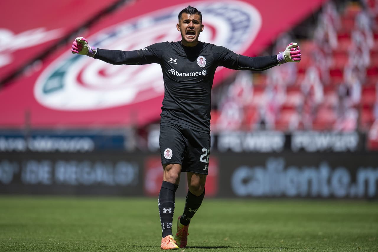 La Máquina no logra hacer el tanto y termina el primer tiempo 1-0