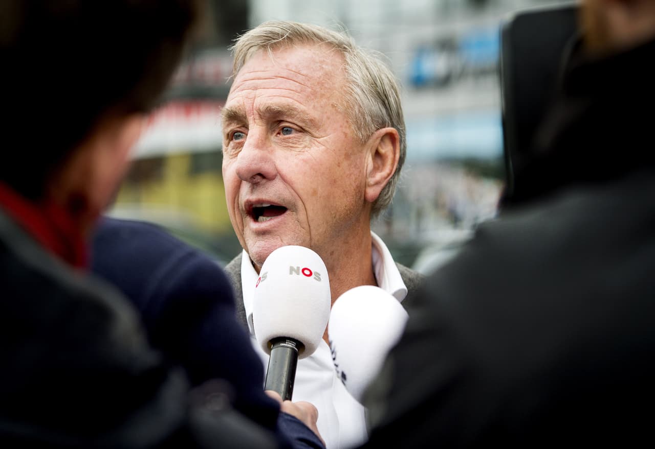 Cruyff: "¿Cómo Blatter se presenta a las elecciones y después desaparece?"