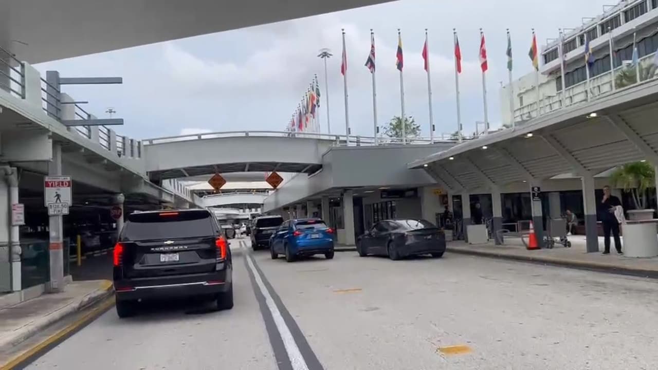 Así lucian las inmediaciones del aeropuerto tras el reporte de disparos.