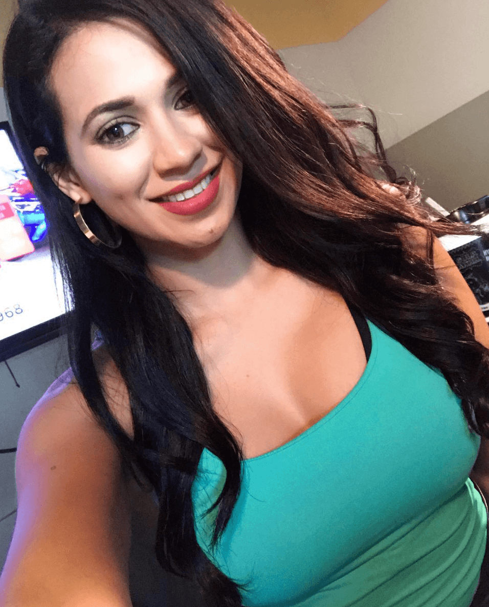 En imágenes: Las fotos más felices de la locutora hondureña.