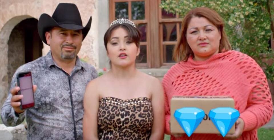 Mismo lugar y misma ropa, pero este video de Rubí Ibarra y sus papás todavía no lo has visto