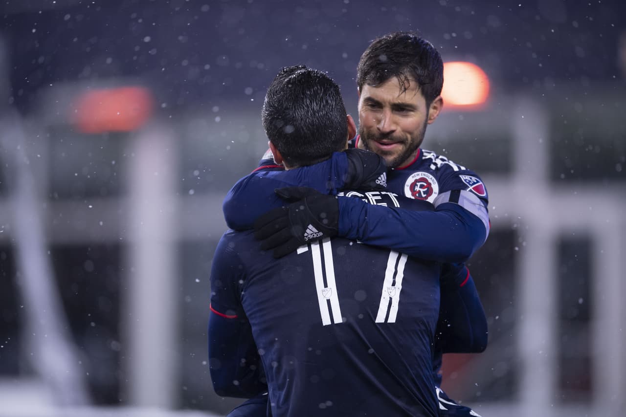 New England Revolution fue muy superior a los Pumas y se impuso gracias a un doblete de Adam Buksa y otro tanto de Sebastian Lletget.