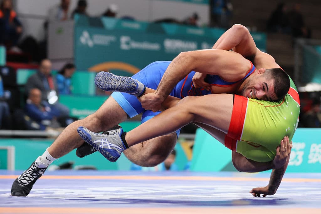<h2 class="cms-H2-H2">Ethan Ramos</h2>
<br>Lucha olímpica, 86kg masculino
<br>
<br>Ramos aseguró su lugar en los Juegos Olímpicos de 2024, luego de subir al podio el 1 de marzo, en los Clasificatorios para los Juegos Olímpicos Panamericanos de 2024 en Acapulco, México.
<br>
<br>
<h3 class="cms-H3-H3">¿Cuándo será su participación?</h3>
<br>Jueves 8 de agosto.