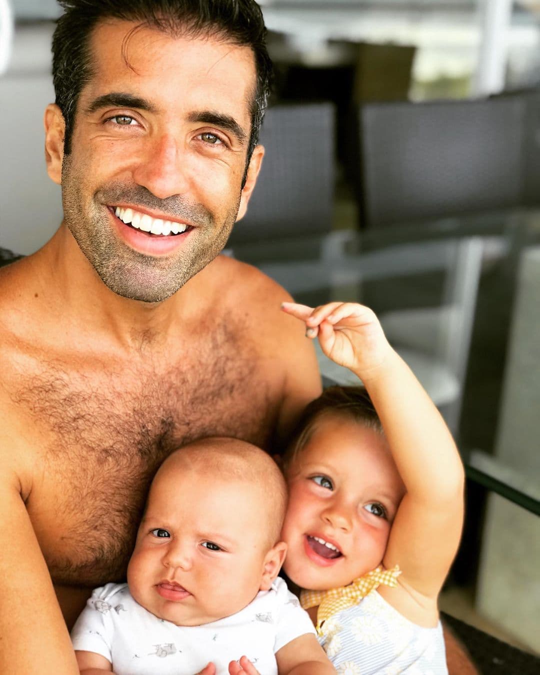 "En estos tiempos de miedo, incertidumbre, cambio, llegas tú como una promesa de que todo estará bien y que nos esperan tiempos mejores", escribió la protagonista de 'Las dos caras de Ana' en su cuenta de Instagram.