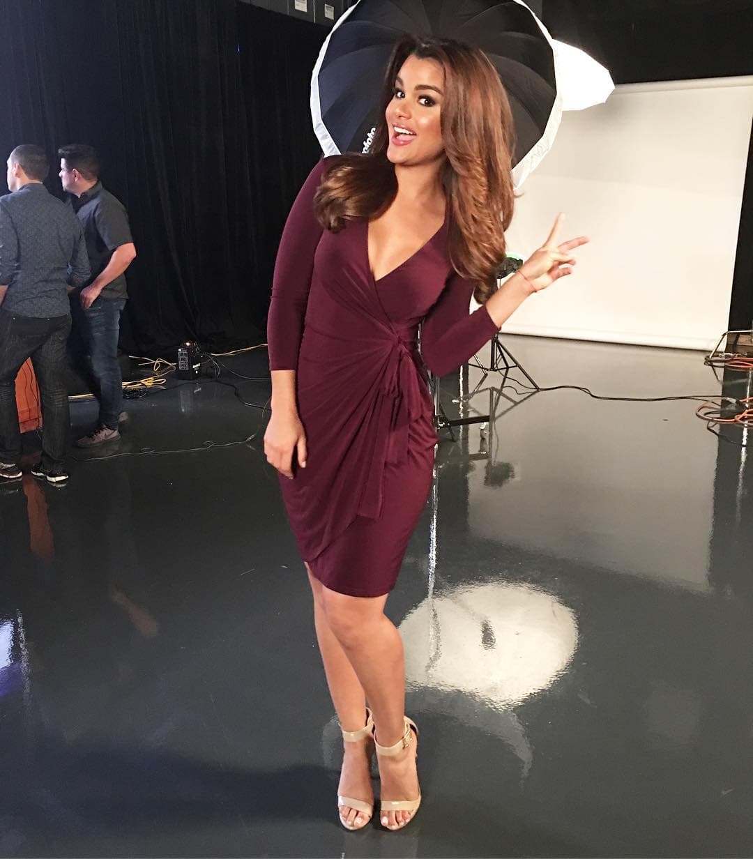 A su llegada a los Estados Unidos, Clarissa estuvo viviendo con varios parientes.