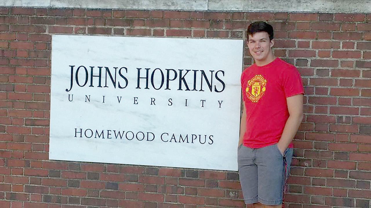 Para el estudiante recurrir a los consejeros universitarios fue clave para despejar sus dudas con respecto al cambio de carrera.