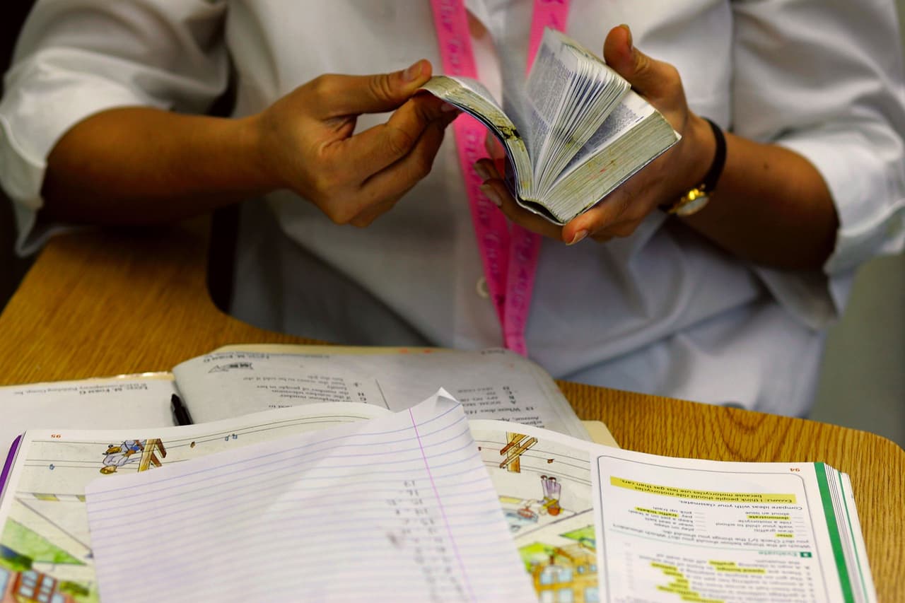 Teach for America busca reclutar 2,400 docentes latinos