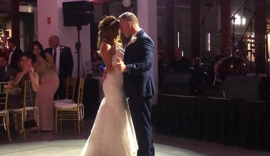 Uno de los momentos más mágicos de la noche fue cuando Juan y Olinda realizaron su primer baile como marido y mujer al ritmo del tema 'From this moment on', de Shania Twain.