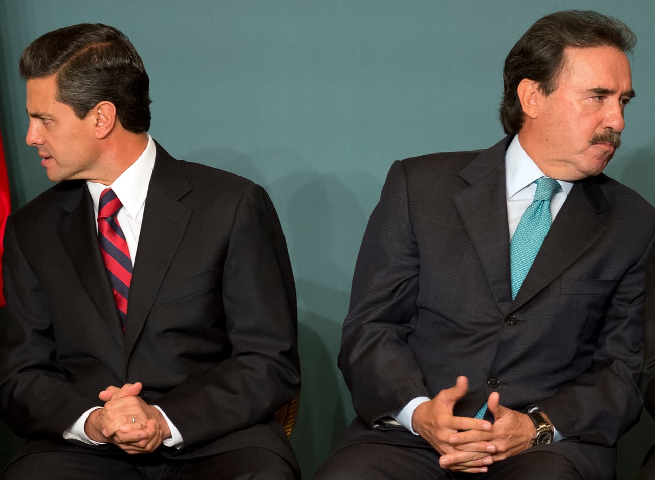 El presidente Enrique Peña Nieto y el senador Emilio Gamboa