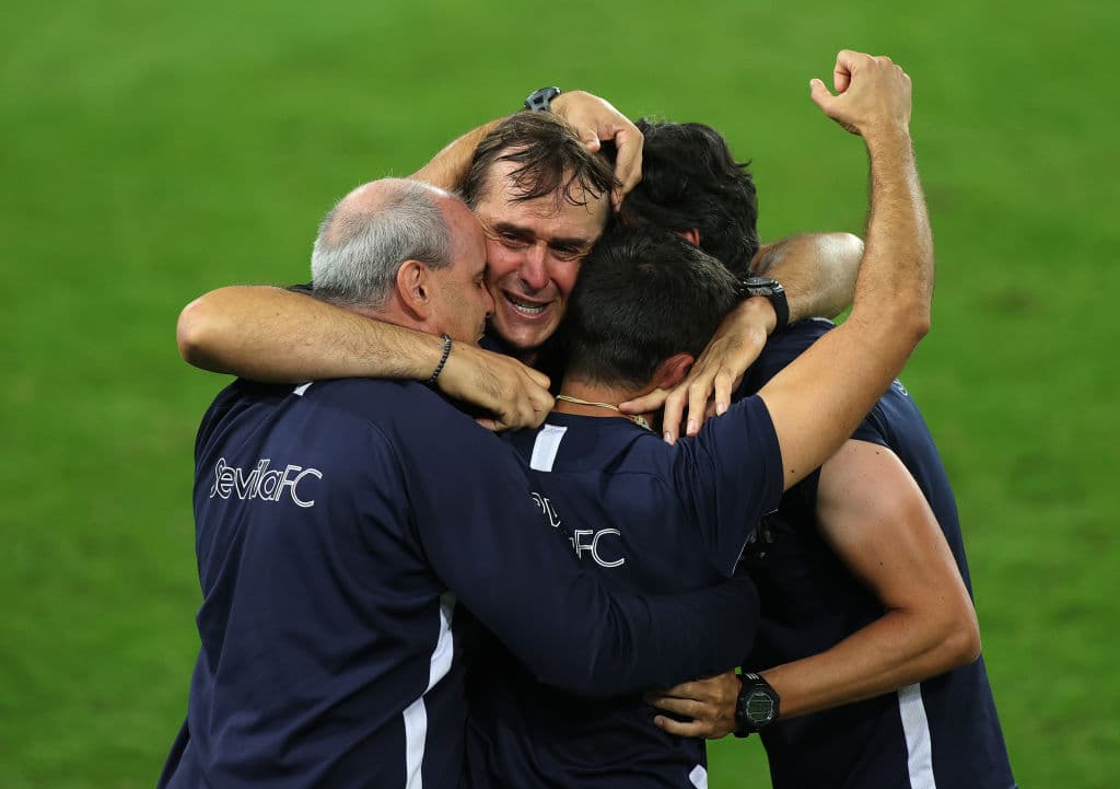 Las postales de la celebración del cuadro de Lopetegui tras imponerse al Inter en la final.