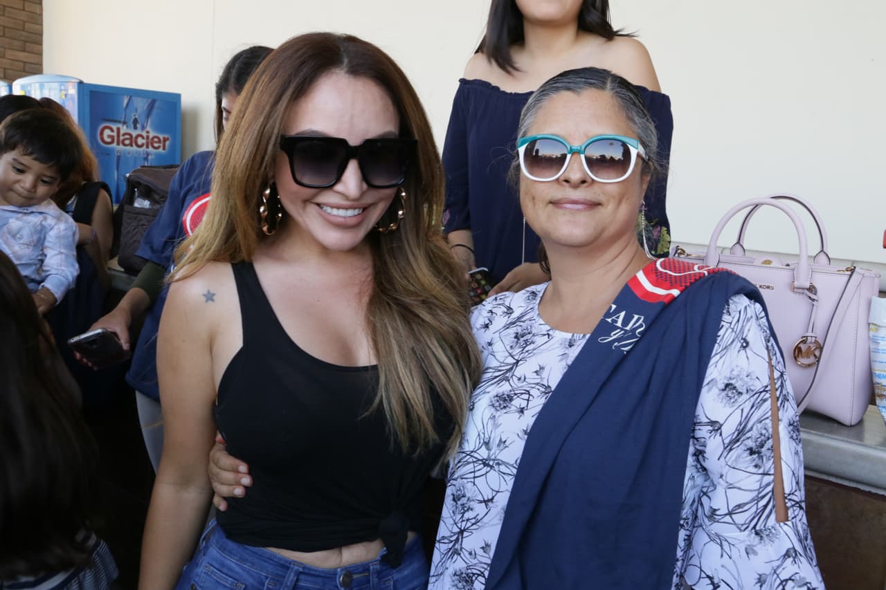 Su trayetcoria en la radio la ha posicionado en los corazones de la raza.