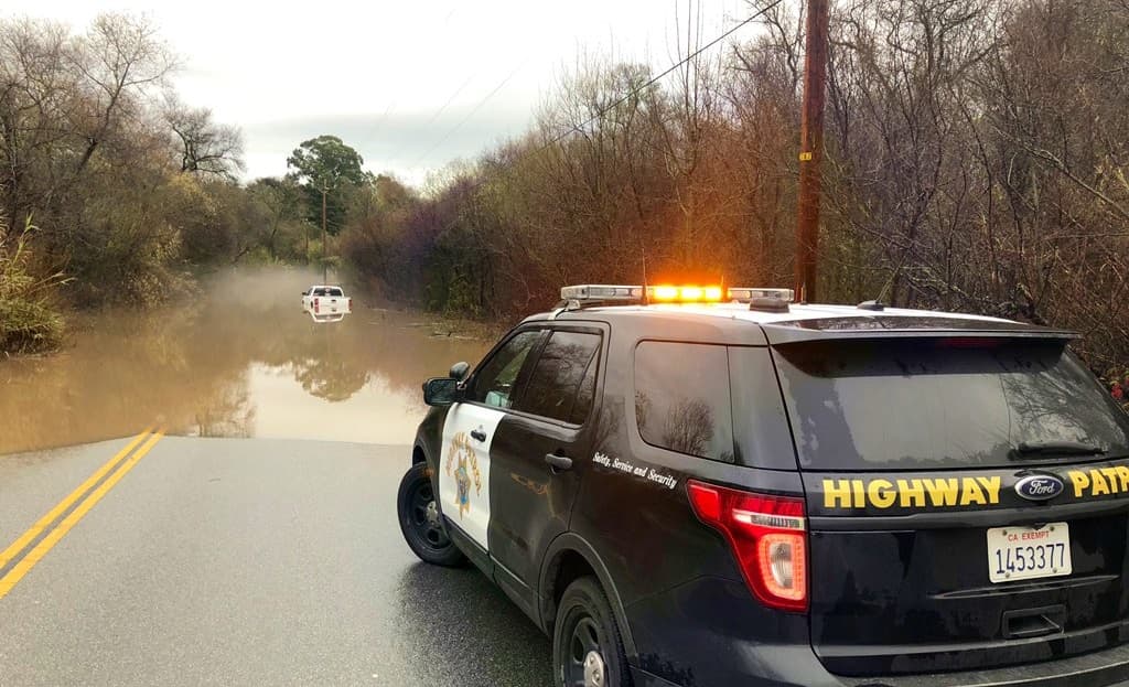 Un conductor quedó varado sobre Paulsen Road, en la ciudad de Watsonville.