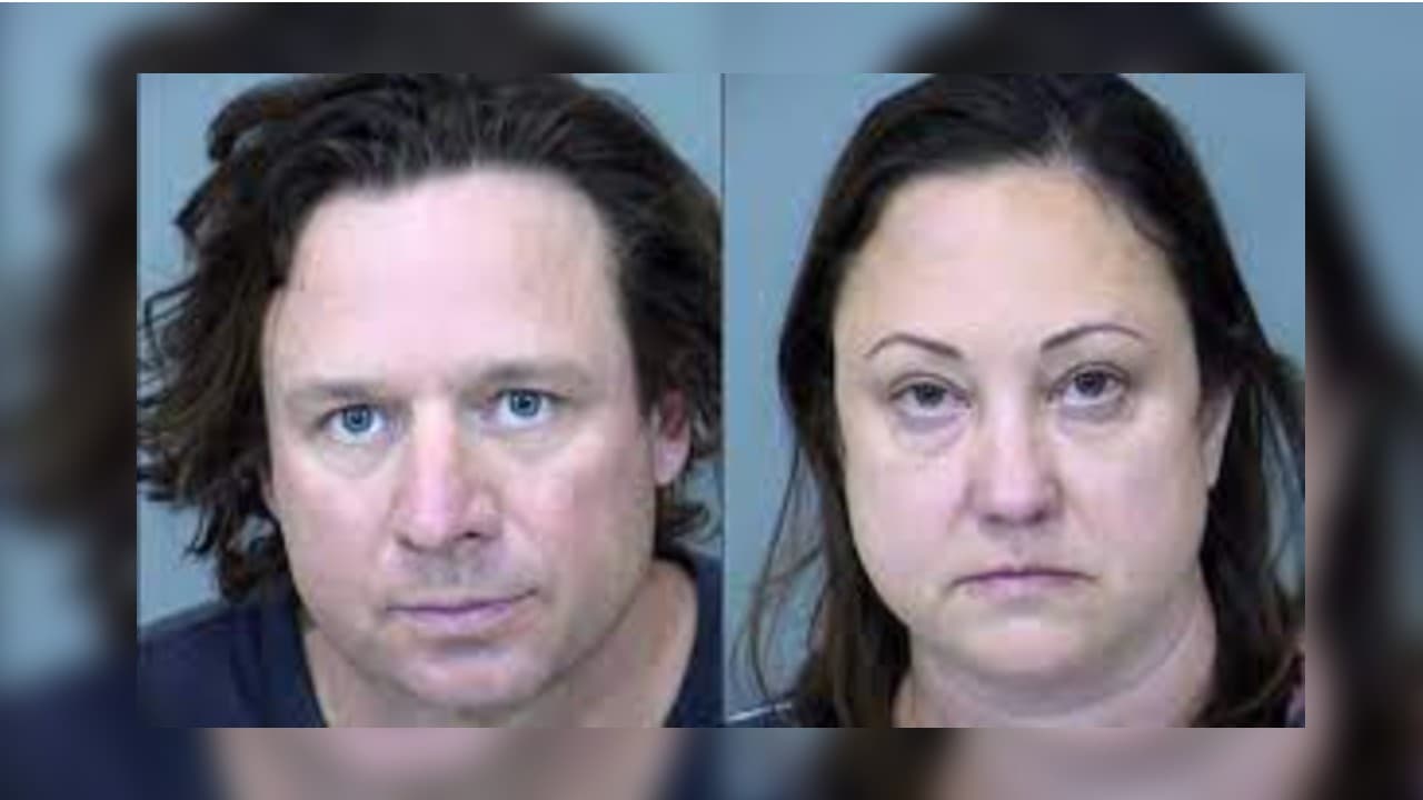 Con sus hijas abordo, padres ebrios se pasan el alto y chocan contra una casa de Tempe