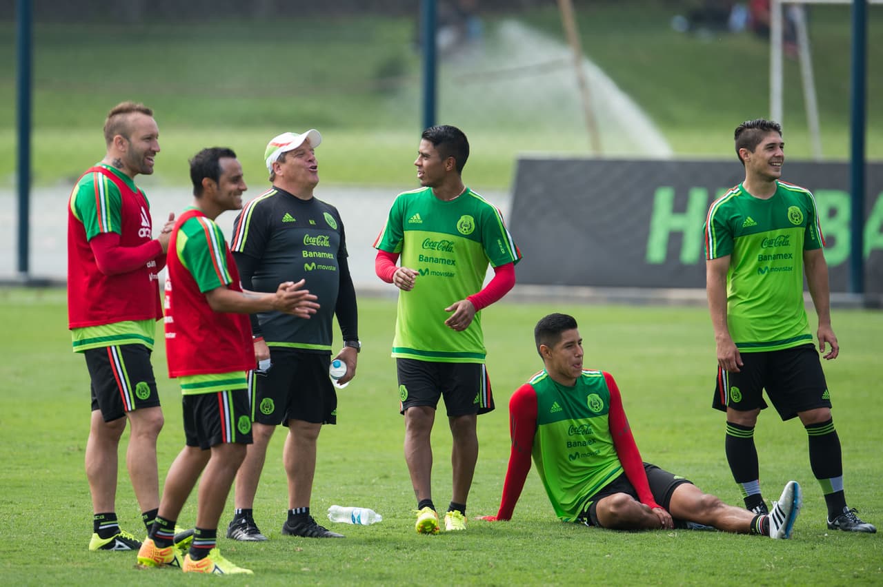 El Tri sostuvo su primera práctica en Lima