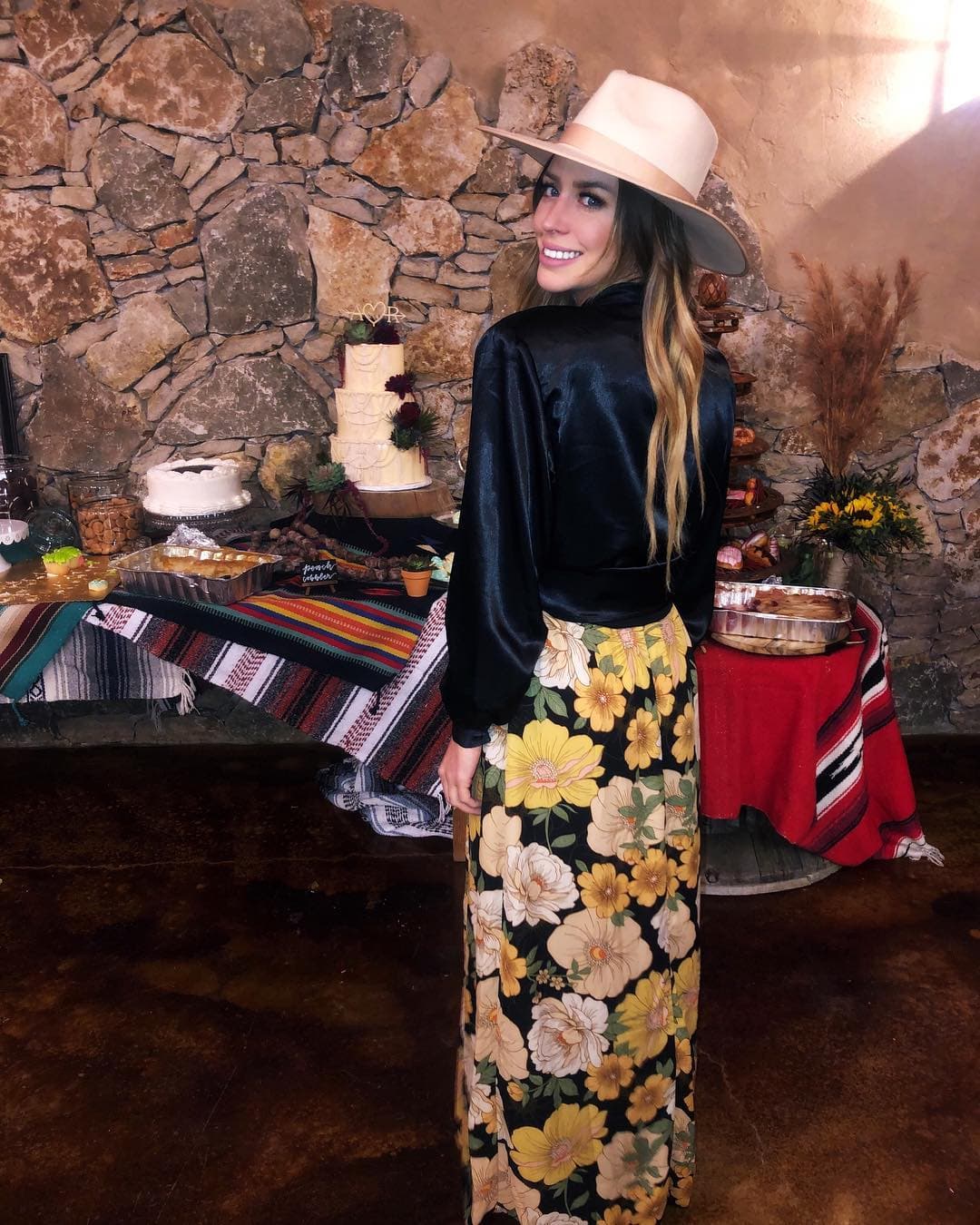 Las autoridades del condado de Taos confirmaron, a través de un comunicado, que Harris había superado los límites de velocidad y las cantidades de alcohol permitidas en la sangre para conducir, informó
<b><a href="https://people.com/country/kylie-rae-harris-drunk-speeding-before-fatal-crash/" target="_blank">People</a></b> este viernes 6 de diciembre.