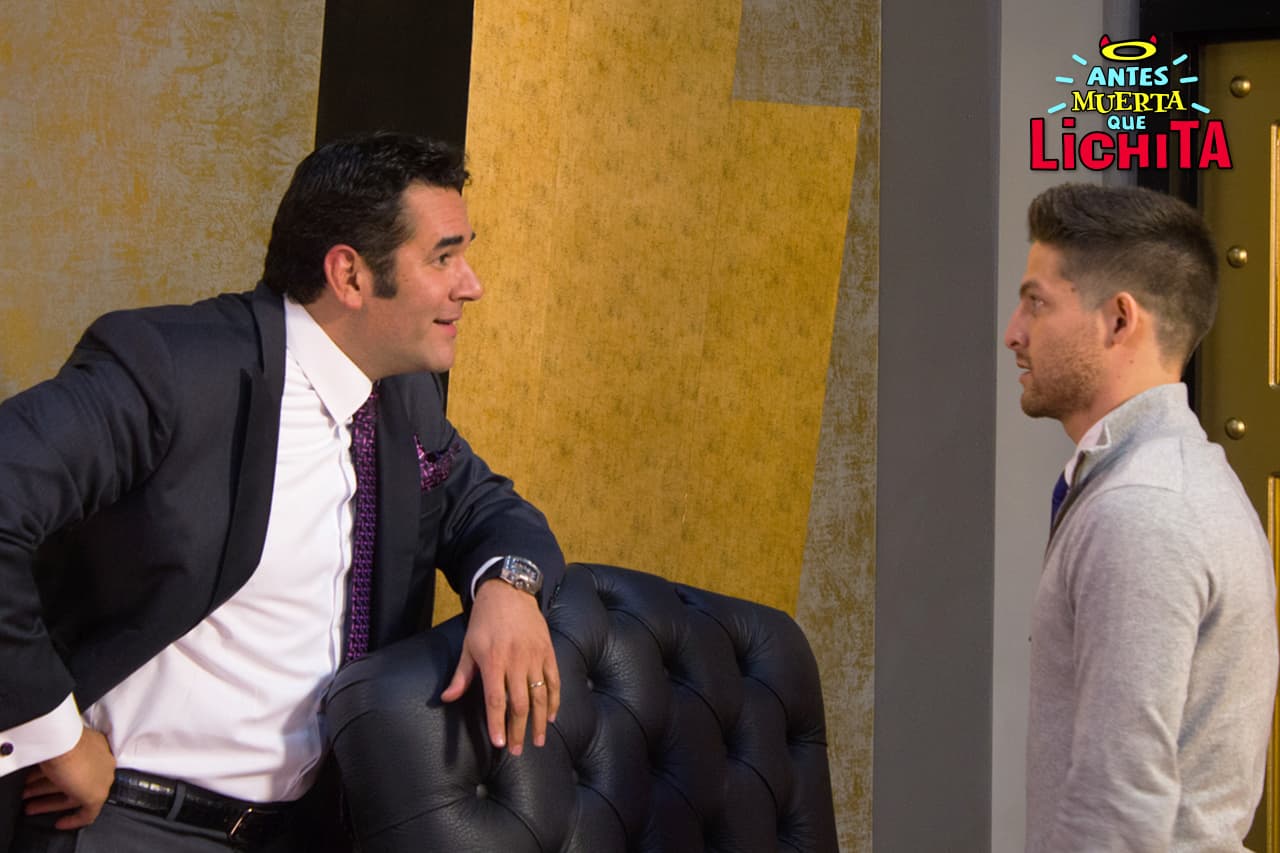 A base de mentiras y chantajes, Augusto intentará convencer a Alex que su futuro está en la API.