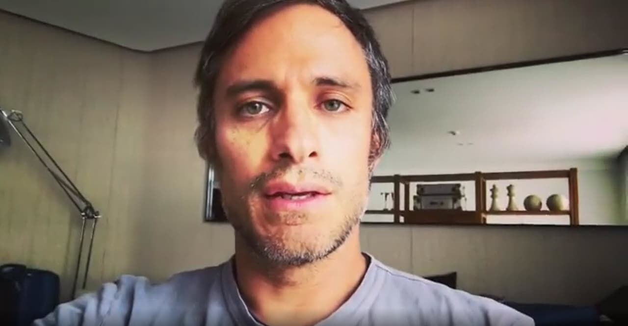 "Sé que ahora habrá un haz de luz que rebote el sonido más tierno en el foro Sor Juana en la UNAM. Ahí donde me cuidaron mientras aprendí a caminar".
<br>