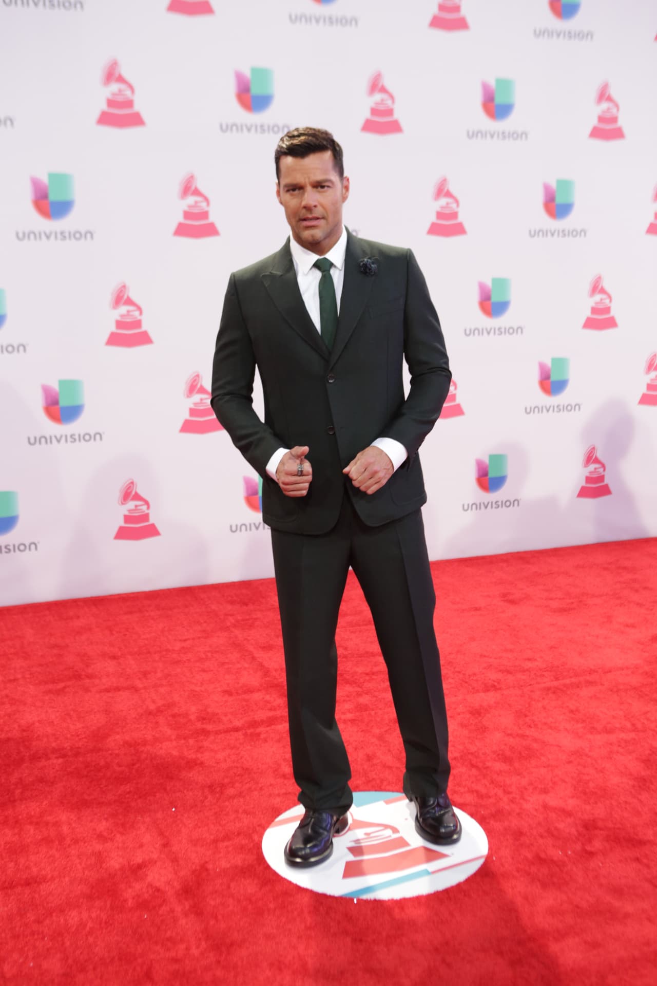 Algunos acertaron, otros sencillamente no sabíamos en lo que estaban pensando. Hagamos un repaso por lo mejor y lo peor de la alfombra.