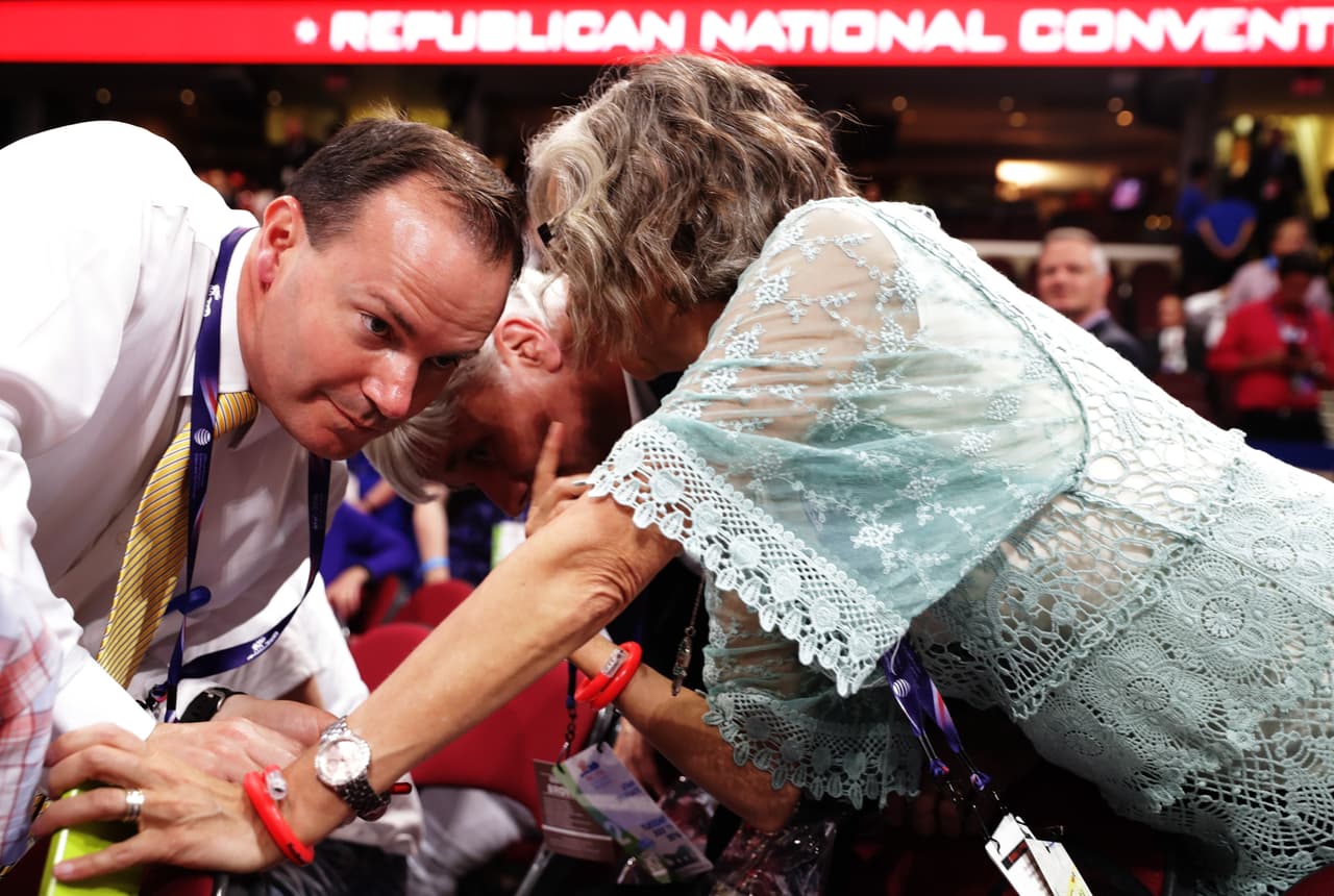 El senador Mike Lee, aliado de Ted Cruz, promovió acciones vistas como desestabilizadoras en los últimos días.