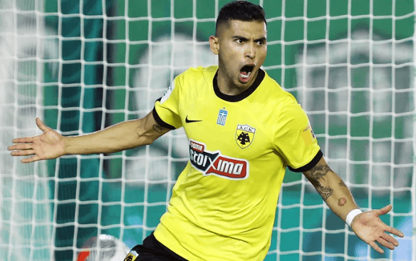 Orbelín Pineda anota gol del triunfo del AEK ante Panathinaikos