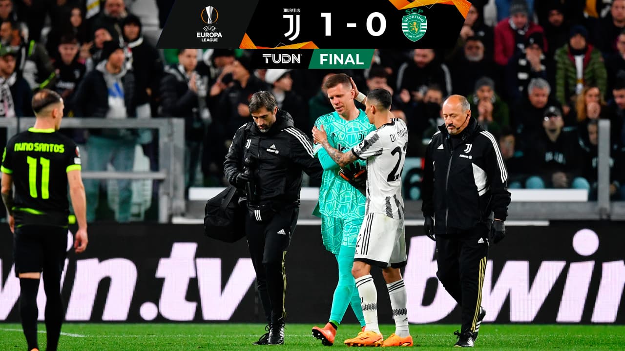 Wojciech Szczesny, portero de la Juventus, sale entre lágrimas por dolor en el pecho