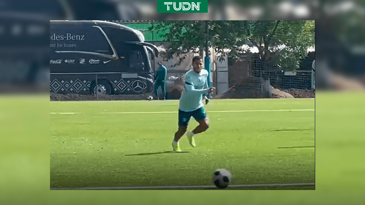 Giovani vuelve a entrenar en instalaciones del América en busca de equipo