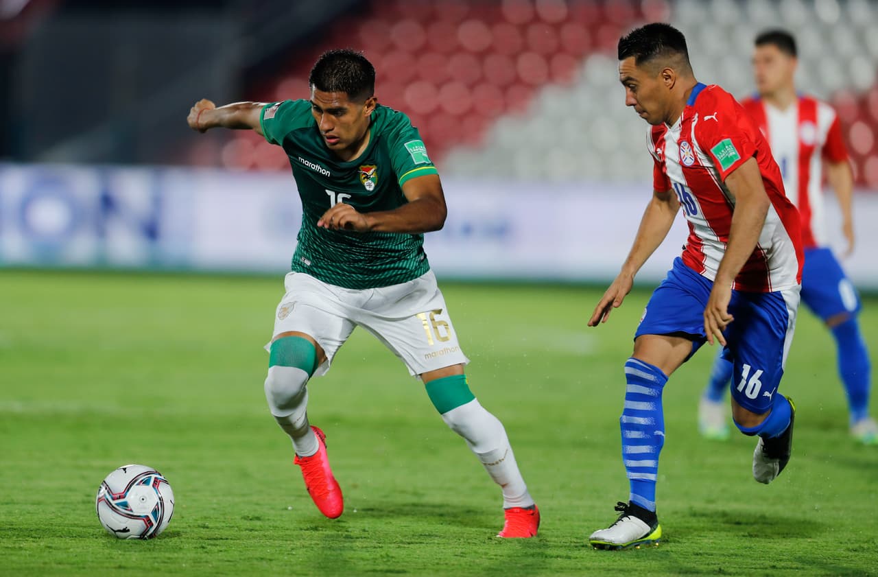 Bolivia se queda cerca de romper su mala racha como visitantes en las eliminatorias del mundial, pero Paraguay no se lo permite y terminan dividiendo puntos en un empate 2-2.