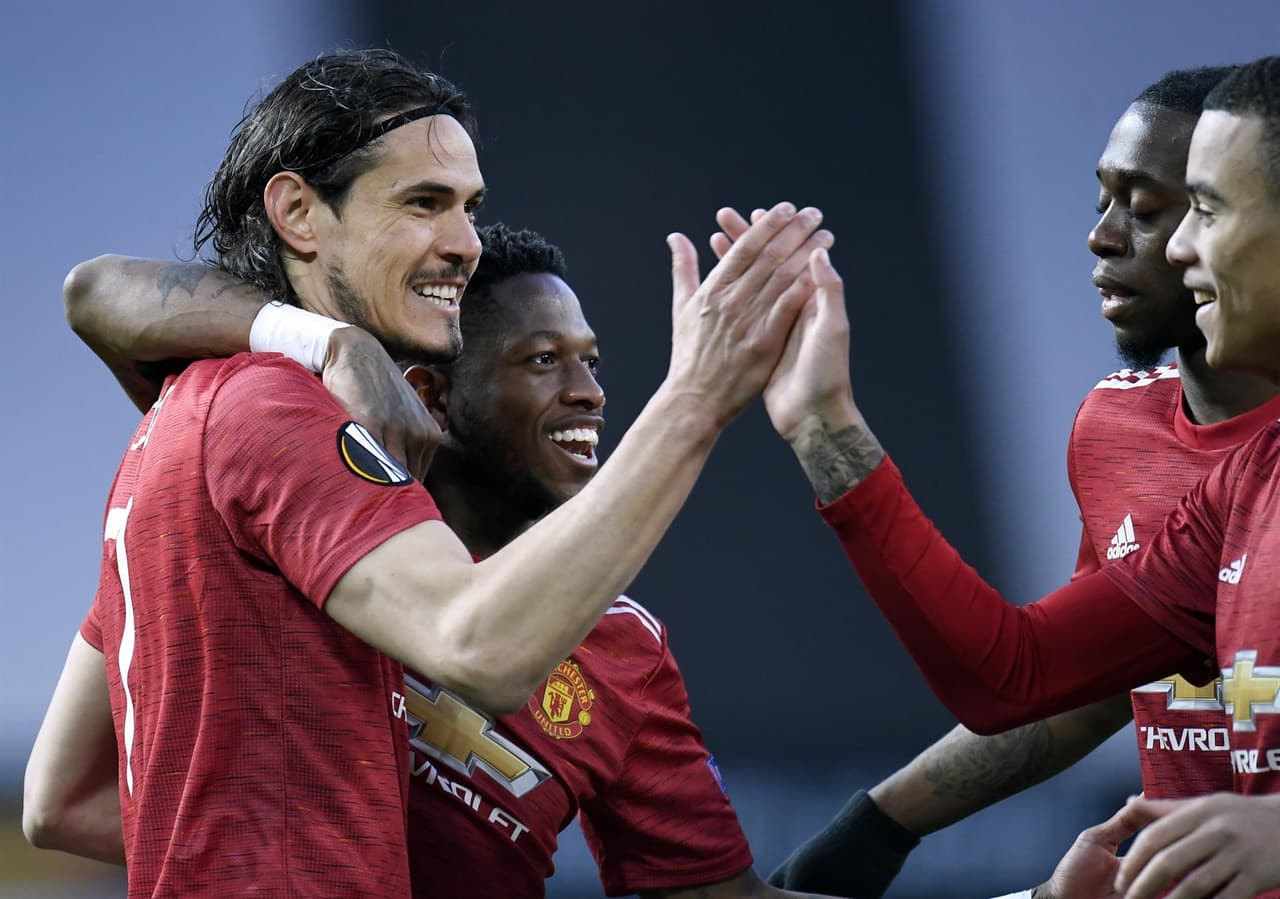Manchester United derrota a Granada durante el partido de regreso en los Cuartos de Final de la UEFA Europa League, sumando un global de 4-0 y pisando fuerte para la Semifinal que se jugará el jueves 29 de abril. Los goles de este partido fueron a cargo de Edinson Cavani (6') y Jesús Vallejo (90').