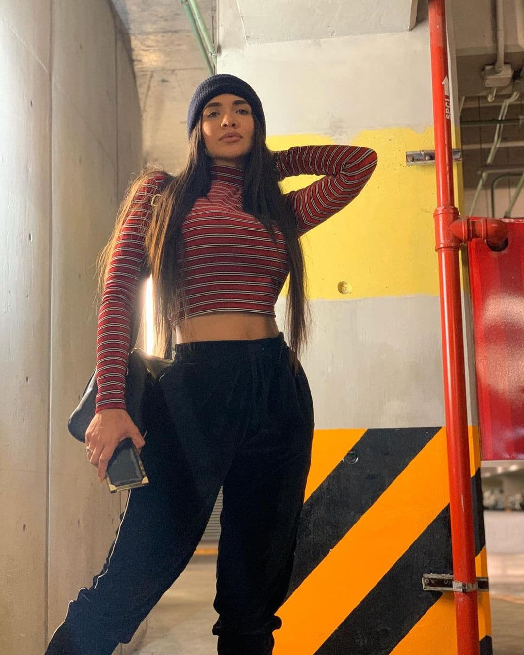 “Es un problema que no asimilamos, porque nosotros nunca nos hemos visto envueltos en casos como estos, mi hija menos, pienso que a ella le fabricaron ese problema, porque mi hija nunca ha andado en esas cosas”, añadió la madre de la modelo de 25 años.