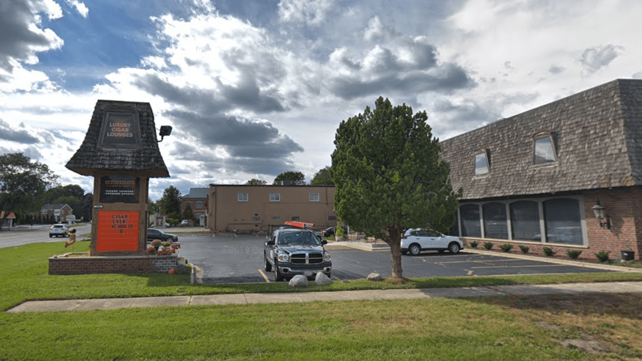 "Los odio, ¡espero que los dos mueran!": Mensaje amenazante encontrado en condominio de mujer que disparó contra 3 personas