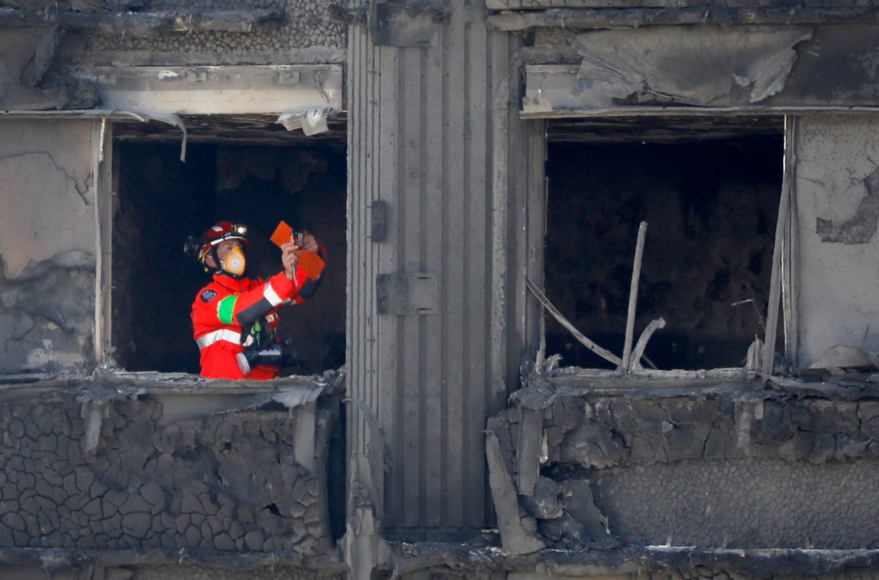 El edificio contaba además con una sola escalera y carecía de cortafuegos y un sistema antiincendios.