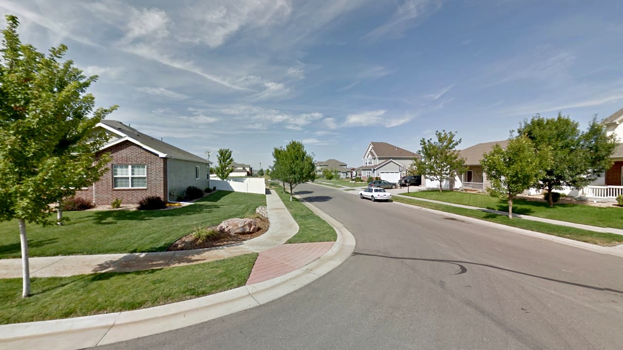 <b>Colorado: Frederick. Población: 10,791. Ingreso promedio de un hogar: $90,321. </b>A media hora al norte de Denver, el pueblo cuenta con un museo, un campo de golf, más de 20 parques comunitarios y un excelente clima lo que lo convierte en el mejor para vivir en Colorado.
<br>