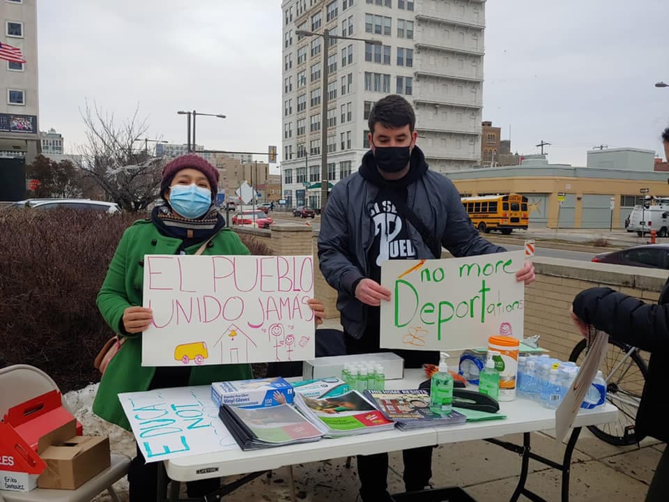 También hizo hincapié en la creciente prevalencia de la gentrificación y cómo esto afecta a la capacidad de los estudiantes para tener éxito. Juntos quiere garantizar que los estudiantes y las familias sean los que tomen las decisiones en sus escuelas. Por último, exigen que la ciudad de
<a href="https://www.univision.com/local/philadelphia-wuvp/distrito-escolar-anuncia-fecha-de-regreso-a-clases-presenciales-en-filadelfia">Filadelfia </a>invierta en prácticas informadas por el trauma, justicia restaurativa y técnicas de aprendizaje social y emocional.